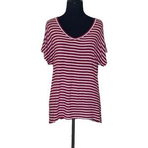 Active USA red stripes v neck short sleeves t shirt size M
